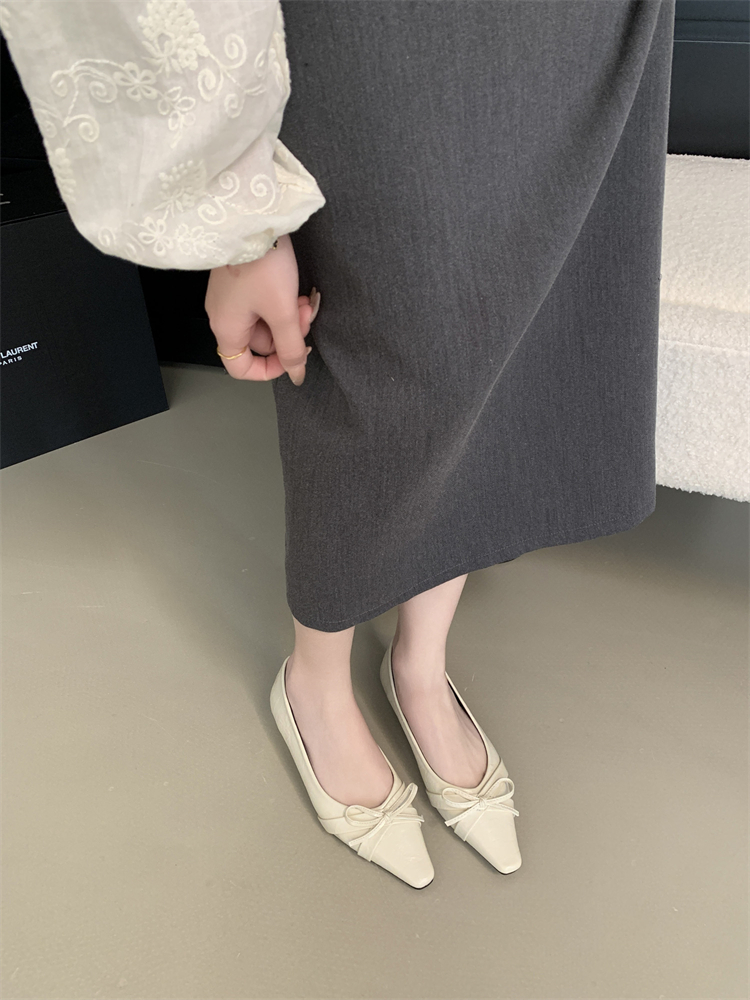 French Low Heel Fairy Bow Ballet Flats 2026 Autumn New Style Pointed Toe Shallow Mouth Bean Grandma Shoes - Image 4