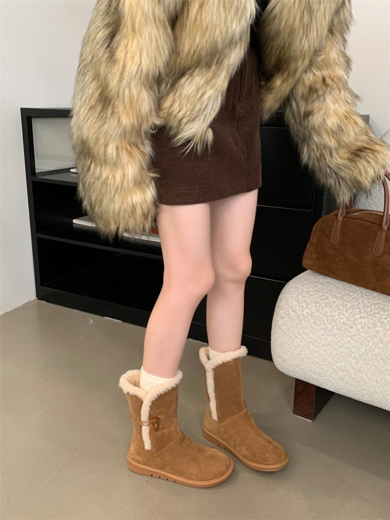 Genuine Leather Brown Snow Boots with Horn Buckle Short Boots Retro Furry Thick Sole Women's Boots Warm Cotton Boots - Image 2