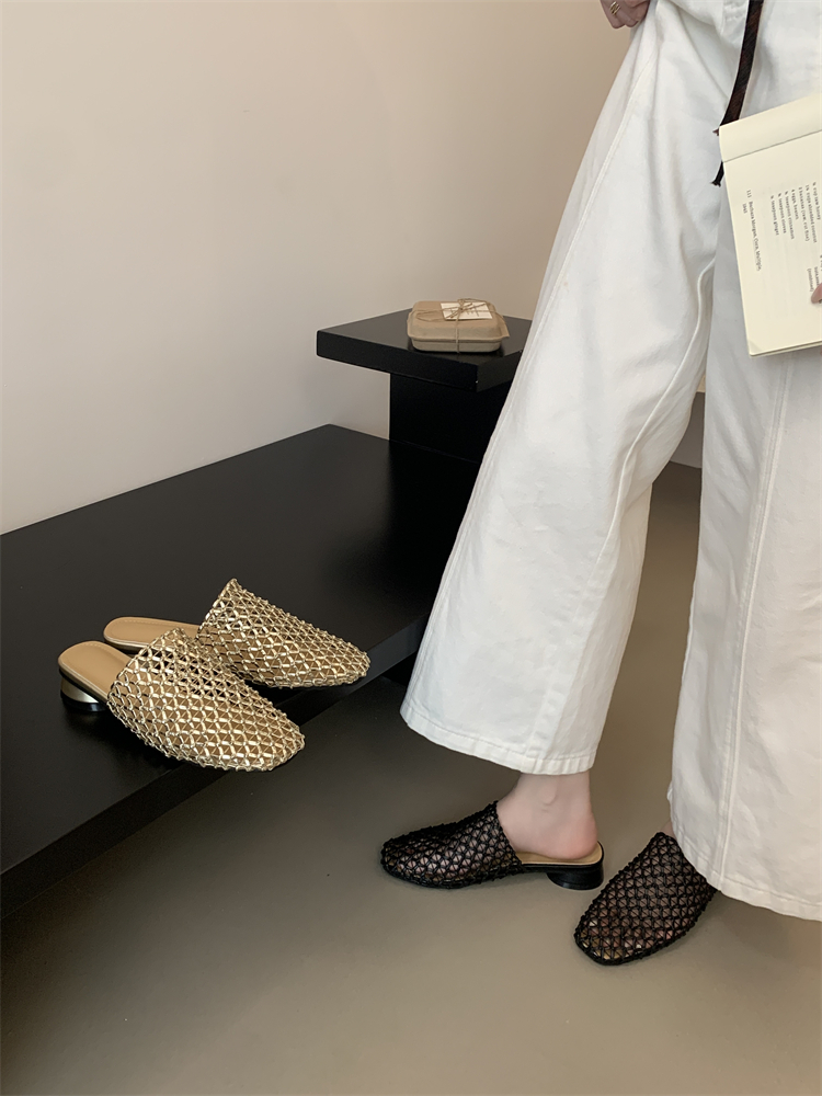 Woven Mesh Women's Low Heel Closed Toe Slippers 2026 Autumn Summer New One-Piece Retro Hollow Mules